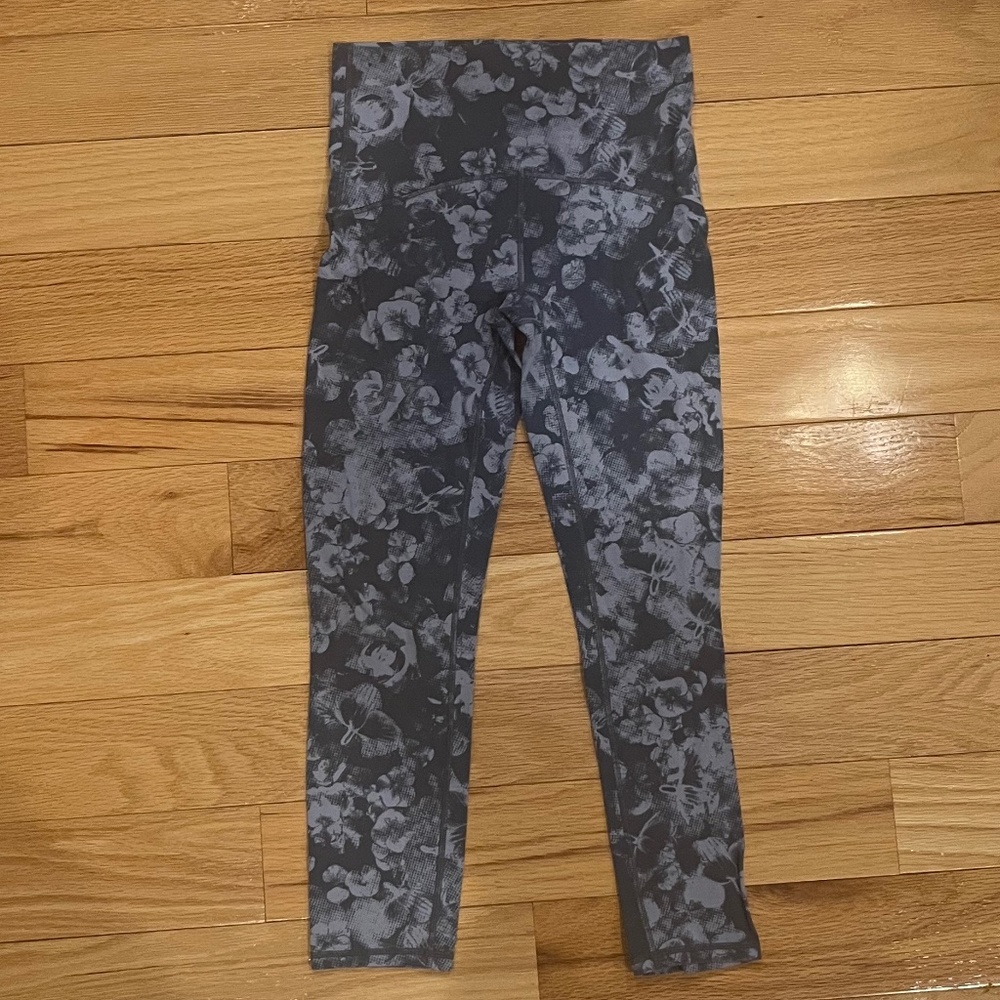 Lululemon Ivivva girls leggings size 8